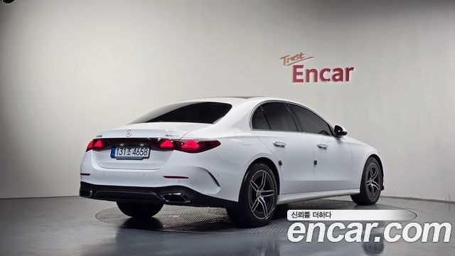 Mercedes-Benz E-Class из Кореи Encar