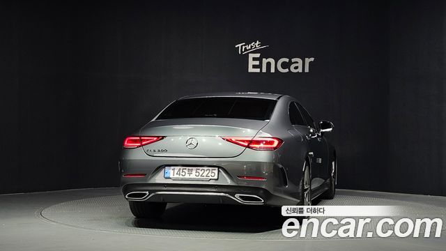 Mercedes-Benz CLS-Class CLS300d AMG Line — пробег 93 800 км — фото 4 из 5