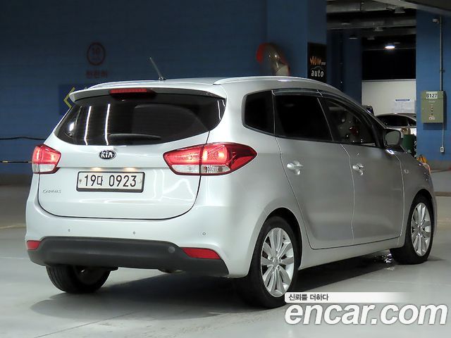Kia Carens 2.0 LPi Prestige — пробег 147 366 км — фото 4 из 5