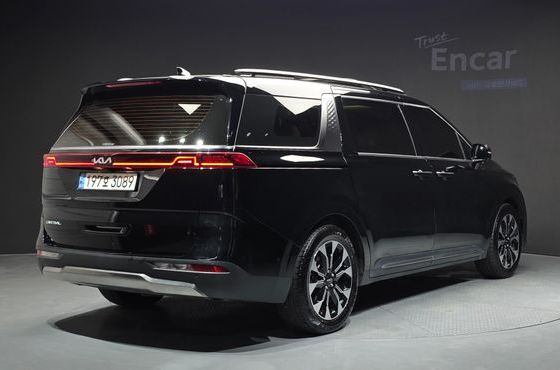 Kia Carnival Gasoline 9-Seater Signature — пробег 47 654 км — фото 2 из 5