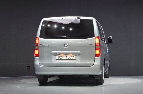 Hyundai Starex Van 3-Seater Smart — пробег 67 011 км — фото 4 из 5