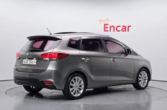 Kia Carens 2.0 LPi Prestige — пробег 130 982 км — фото 2 из 5