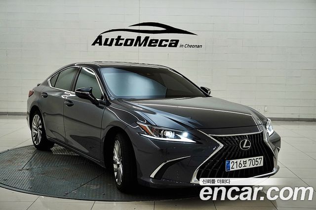 Lexus ES Luxury Plus — пробег 37 582 км — фото 4 из 5
