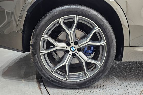 BMW X5 xDrive 40i M Sport — пробег 8 846 км — фото 5 из 5