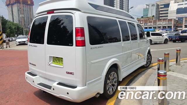 GMC Savana 6.0 — пробег 27 000 км — фото 4 из 5