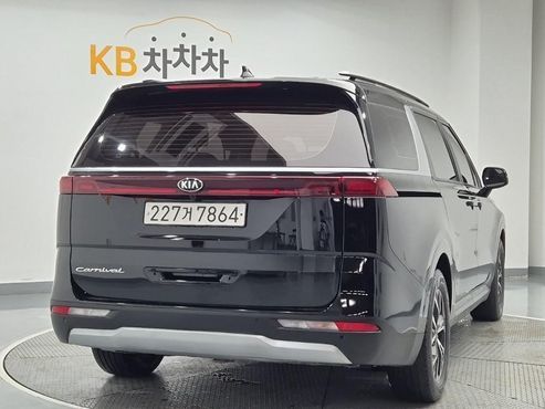Kia Carnival 9-Seater Prestige — пробег 152 128 км — фото 3 из 5