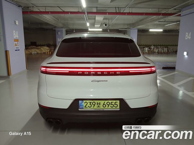 Porsche Cayenne 3.0 E-Hybrid — пробег 13 500 км — фото 4 из 5