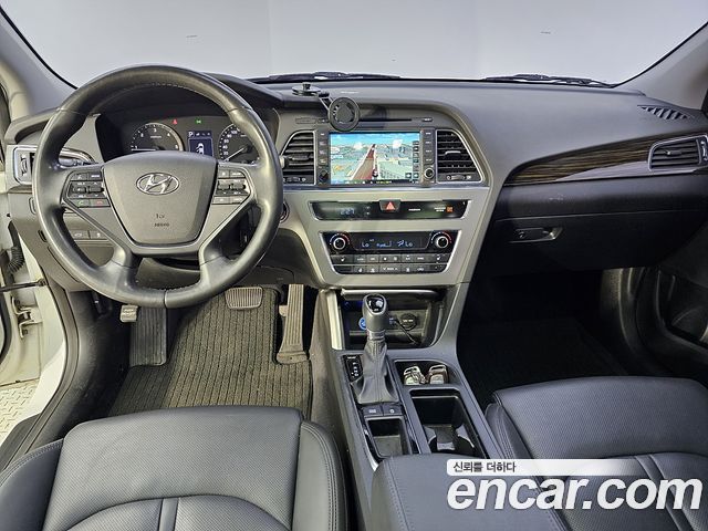 Hyundai Sonata 1.7 Diesel Smart — пробег 172 138 км — фото 5 из 5