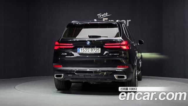 BMW X5 xDrive 50e xLine — пробег 29 500 км — фото 4 из 5
