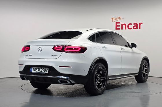 Mercedes-Benz GLC-Class GLC300 4MATIC Premium Coupe — пробег 53 632 км — фото 2 из 5