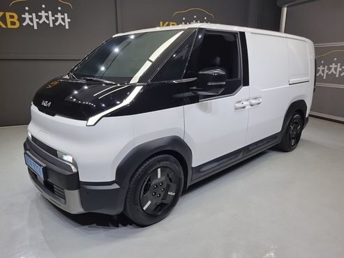 Kia PV5 Cargo Long Range Basic — пробег 21 018 км — фото 1 из 5