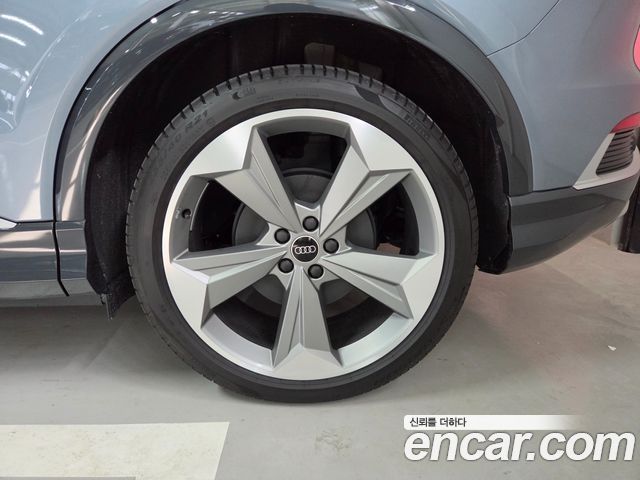 Audi Q4 e-tron из Кореи Encar