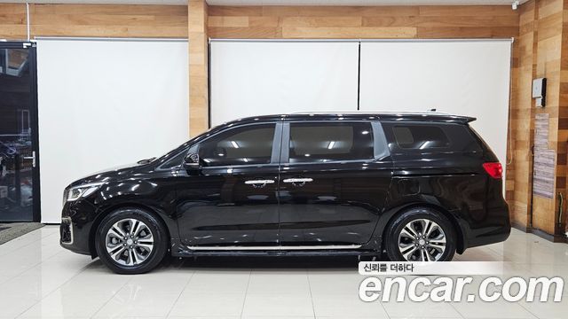 Kia Carnival из Кореи Encar