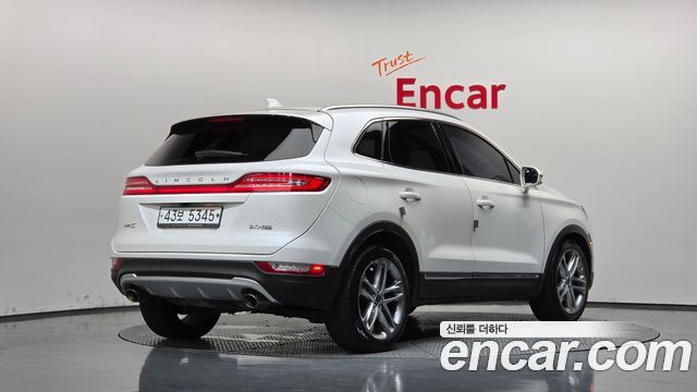 Lincoln MKC 2.0 AWD — пробег 109 677 км — фото 2 из 5