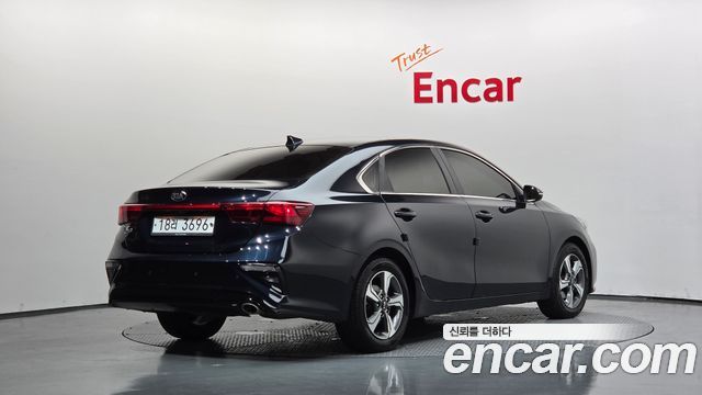 Kia K3 из Кореи Encar