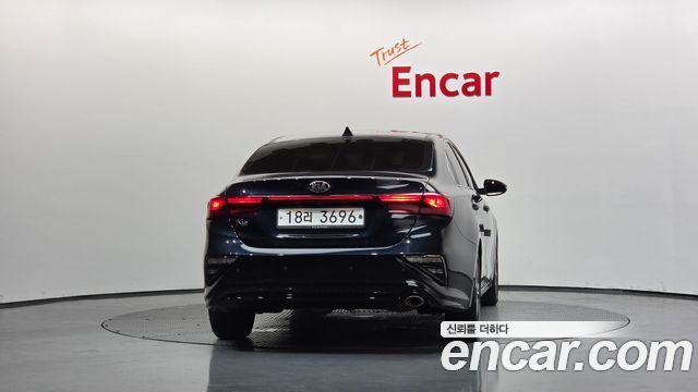Kia K3 из Кореи Encar