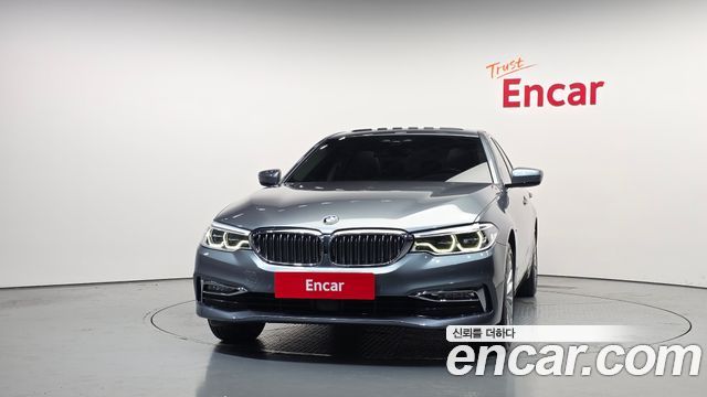 BMW 5-Series 530i xDrive Luxury Plus — пробег 55 586 км — фото 3 из 5