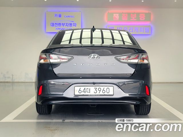 Hyundai Sonata Premium — пробег 158 000 км — фото 4 из 5