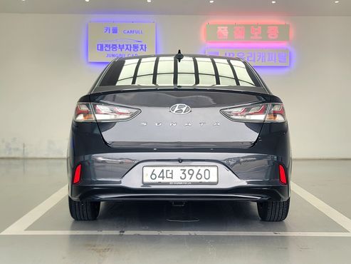 Hyundai Sonata Premium — пробег 158 000 км — фото 4 из 5