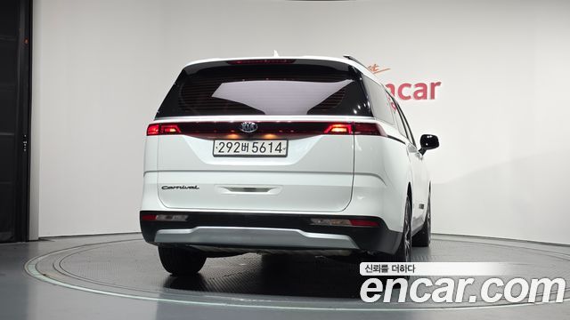Kia Carnival из Кореи Encar