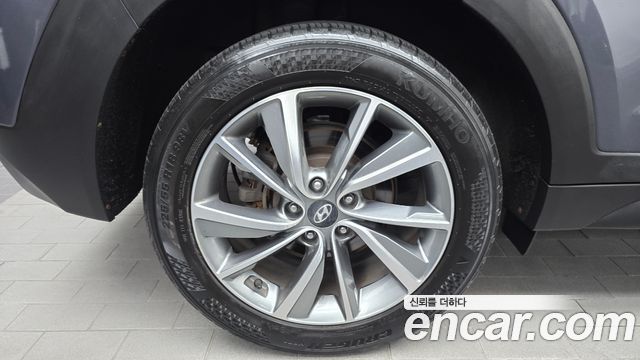 Hyundai Tucson Diesel 2.0 2WD Style — пробег 111 896 км — фото 5 из 5
