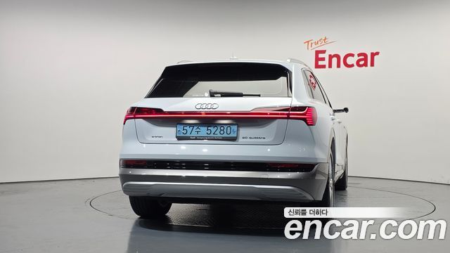 Audi e-tron 50 Quattro — пробег 47 536 км — фото 4 из 5