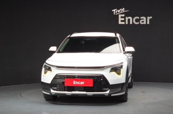 Kia Niro Signature — пробег 56 189 км — фото 3 из 5