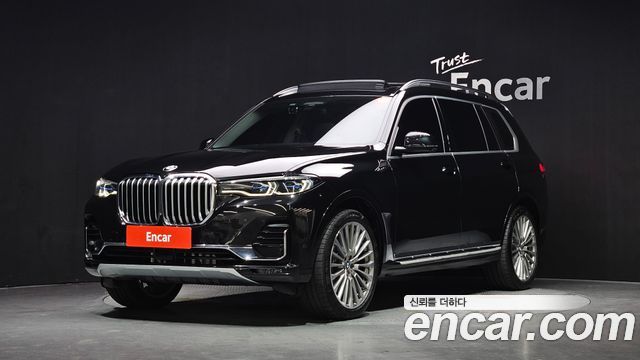 BMW X7 xDrive 40i Design Pure Excellence 7-Seater — пробег 178 018 км — фото 1 из 5