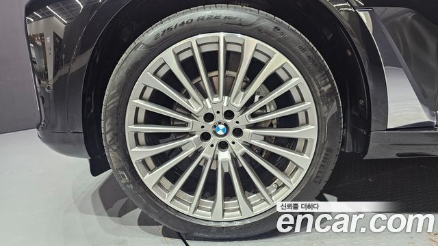 BMW X7 xDrive 40i Design Pure Excellence 7-Seater — пробег 178 018 км — фото 5 из 5
