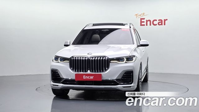 BMW X7 xDrive 40d Design Pure Excellence 6-Seater — пробег 77 024 км — фото 3 из 5
