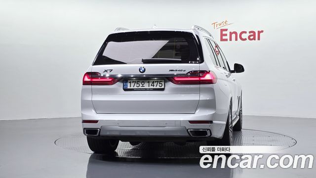 BMW X7 xDrive 40d Design Pure Excellence 6-Seater — пробег 77 024 км — фото 4 из 5