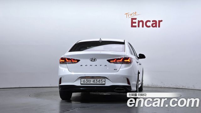 Hyundai Sonata 2.0 Smart — пробег 186 918 км — фото 4 из 5