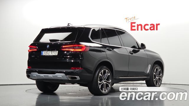 BMW X5 xDrive 30d xLine — пробег 96 879 км — фото 2 из 5