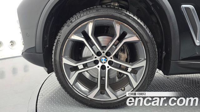 BMW X5 xDrive 30d xLine — пробег 96 879 км — фото 5 из 5