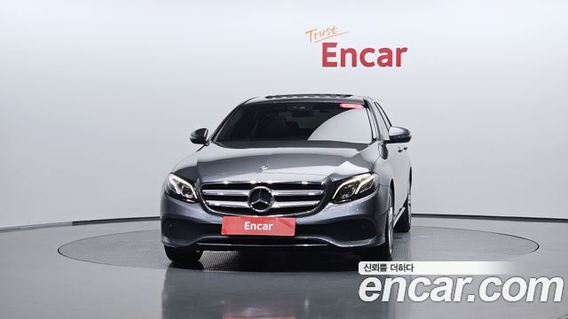 Mercedes-Benz E-Class из Кореи Encar