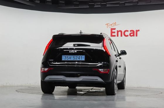 Kia Niro Air — пробег 12 745 км — фото 4 из 5
