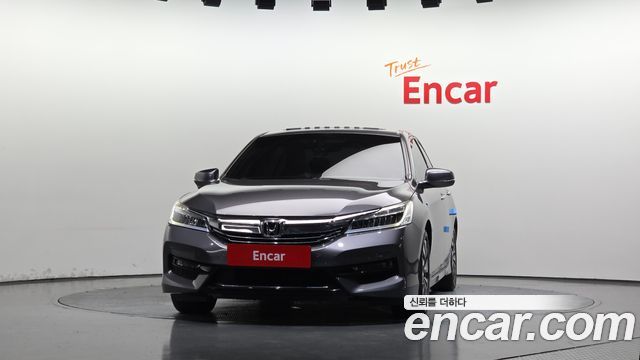 Honda Accord 2.0 Hybrid 9th — пробег 97 306 км — фото 3 из 5