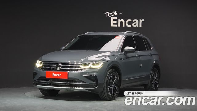Volkswagen Tiguan 2.0 TDI Premium — пробег 23 105 км — фото 1 из 5