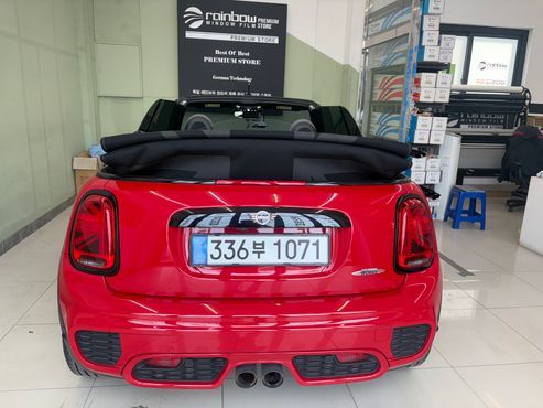 Mini Cooper Convertible JCW 3rd — пробег 67 881 км — фото 1 из 5