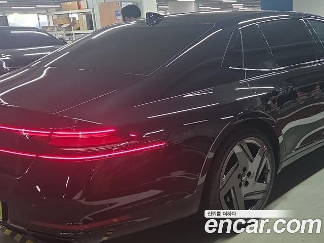 Genesis G90 Gasoline 3.5 Turbo e-S/C AWD Black — пробег 29 713 км — фото 2 из 5