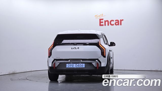 Kia EV3 из Кореи Encar
