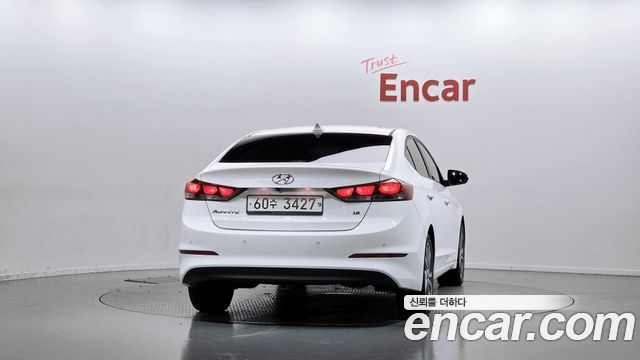 Hyundai AVANTE из Кореи Encar