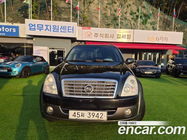 Ssangyong Rexton 2WD RX4 High Deluxe — пробег 303 736 км — фото 2 из 5