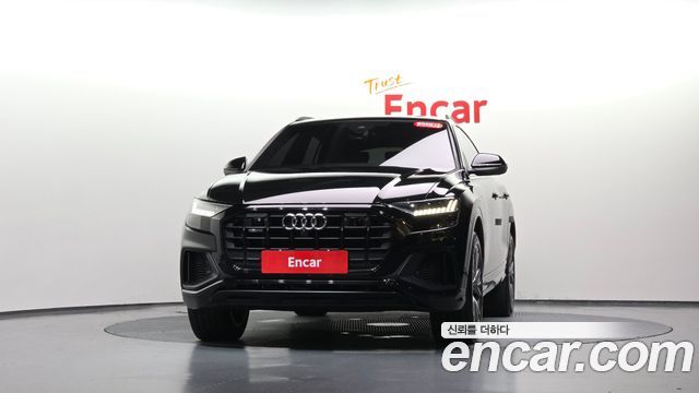 Audi Q8 55 TFSI Quattro Premium — пробег 103 812 км — фото 3 из 5