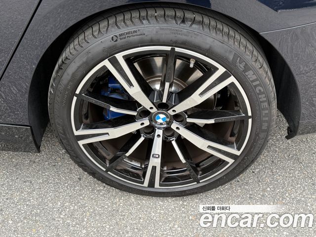 BMW 5-Series 530i xDrive M Sport — пробег 4 100 км — фото 5 из 5