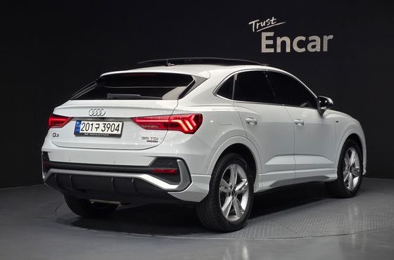 Audi Q3 35 TDI Quattro Premium Sportback — пробег 51 285 км — фото 2 из 5