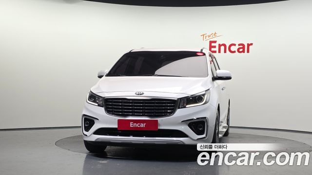 Kia Carnival из Кореи Encar