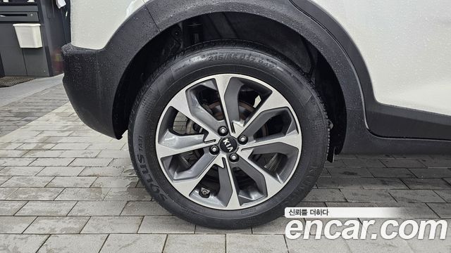 Kia Stonic из Кореи Encar
