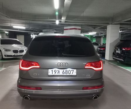 Audi Q7 35 TDI Quattro Dynamic 4L — пробег 189 000 км — фото 2 из 5