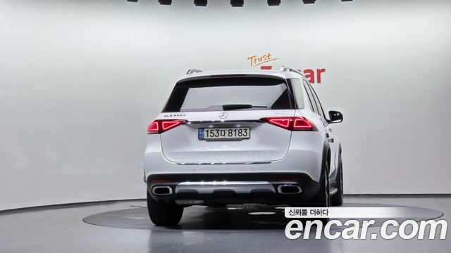 Mercedes-Benz GLE-Class GLE300d 4MATIC — пробег 82 450 км — фото 4 из 5